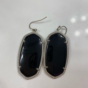 Kendra Scott Elle Silver Drop Earrings in Black